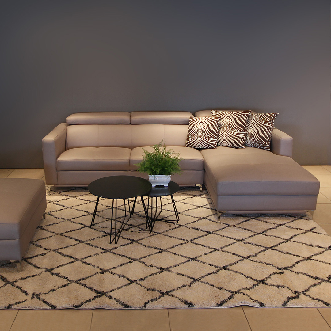 New York fabric couch by Motani